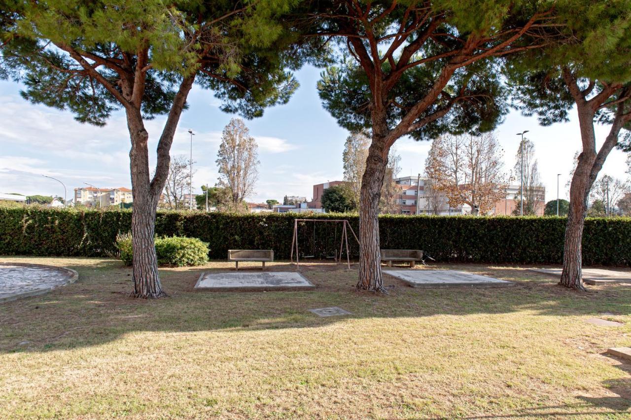 Casina Di Liliana Apartment Livorno Bagian luar foto